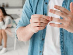 Rasa Minder dan Ketidakdewasaan Emosional Jadi Pemicu Tersembunyi Perselingkuhan