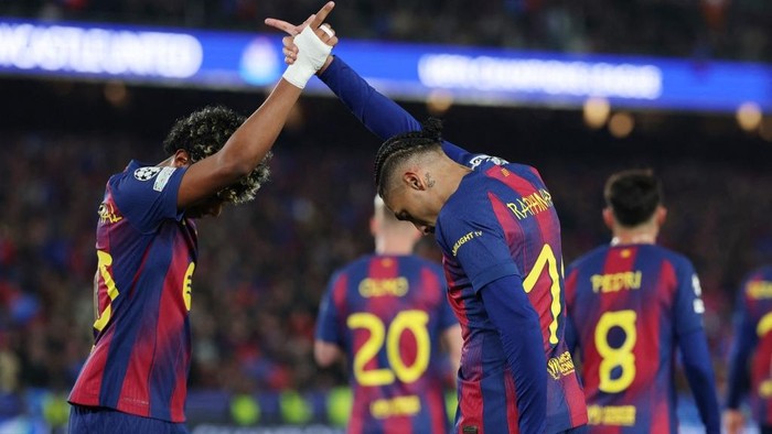 Keputusan Raphinha Serahkan Penalti ke Yamal Jadi Sorotan di Barcelona